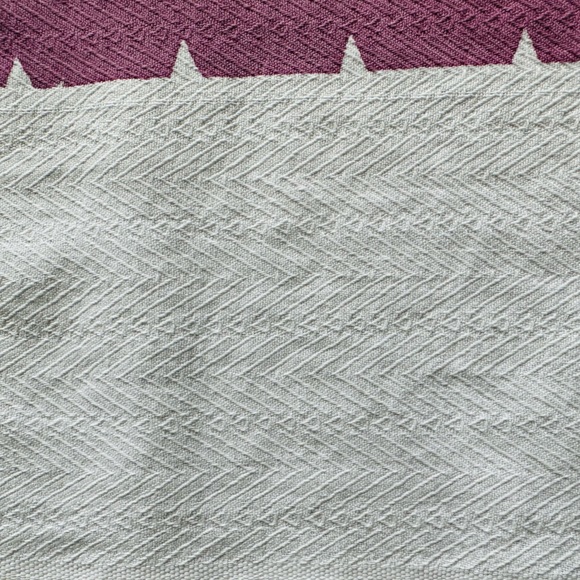 Vintage Pretty Floral Print Tablecloth on Woven Jacquard Cotton 1940’s - Picture 9 of 15